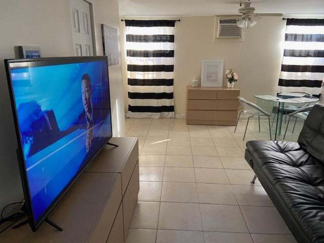 Private Room Near Miami Airport - Free Parking - 01 Dış mekan fotoğraf